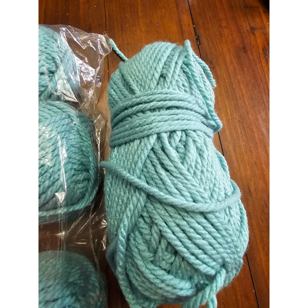 Bernat Softee Chunky Yarn Aqua‎ 161128 Super Bulky 100% Acrylic 4 Skeins Total